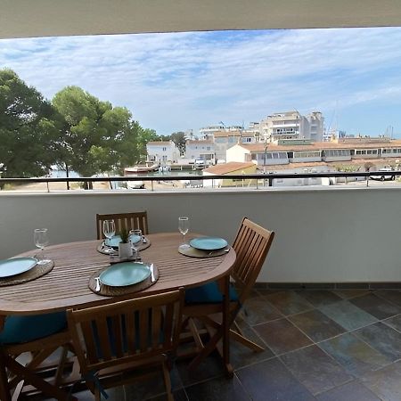 Superbe Appartement Renove, Residence Avec Piscine Roses Luaran gambar