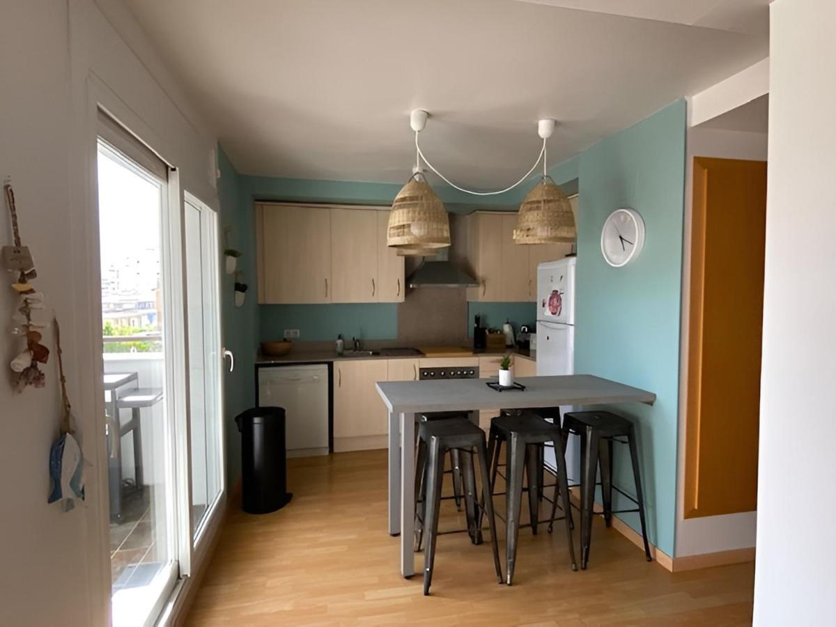 Superbe Appartement Renove, Residence Avec Piscine Roses Luaran gambar