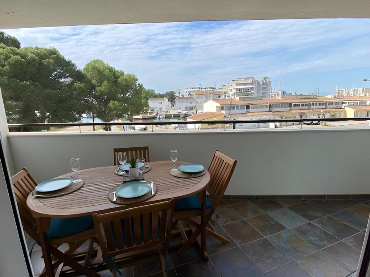 Superbe Appartement Renove, Residence Avec Piscine Roses Luaran gambar